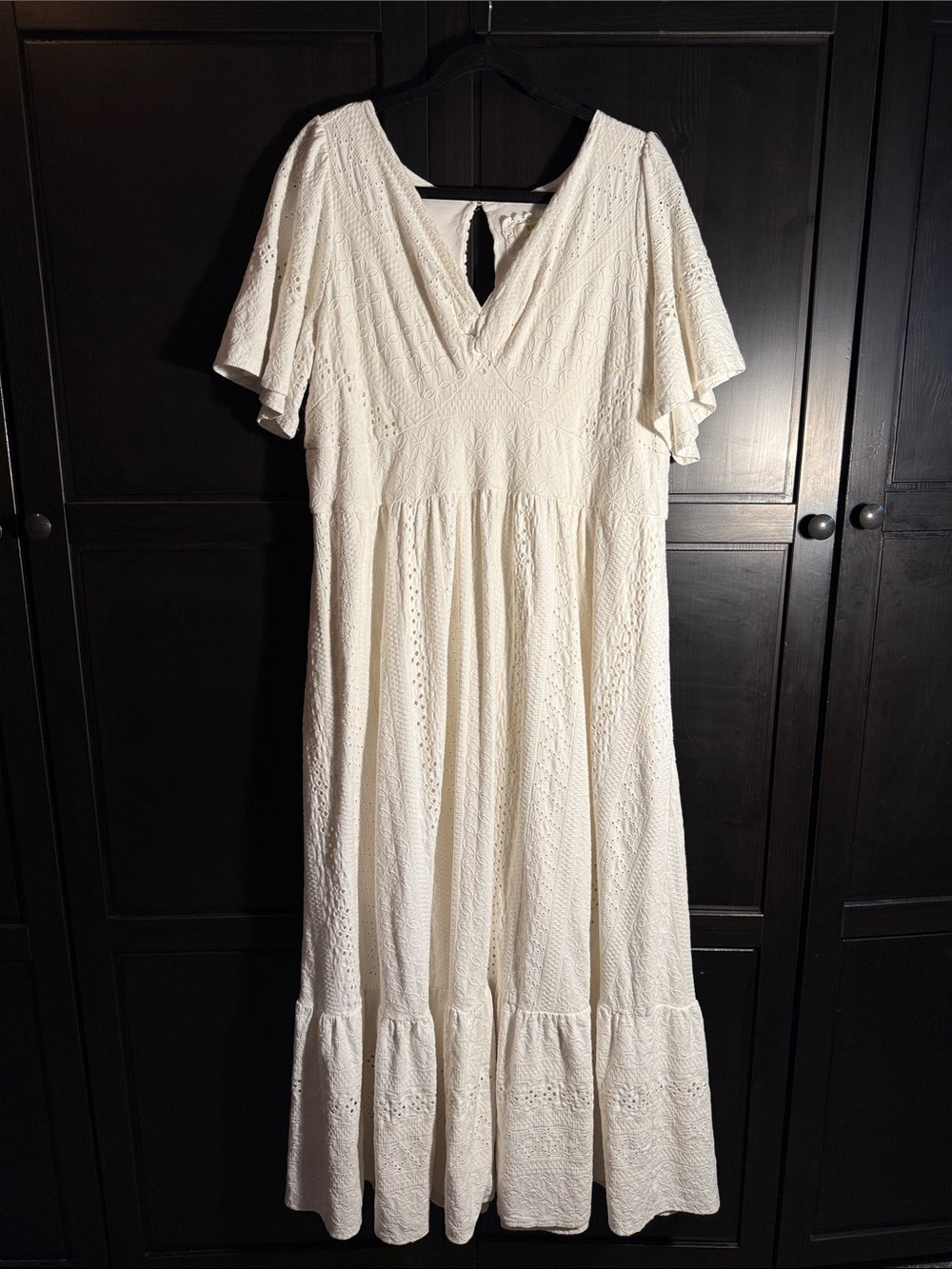 Anthropologie Maeve Cream Eyelet V‑Neck Maxi Dress